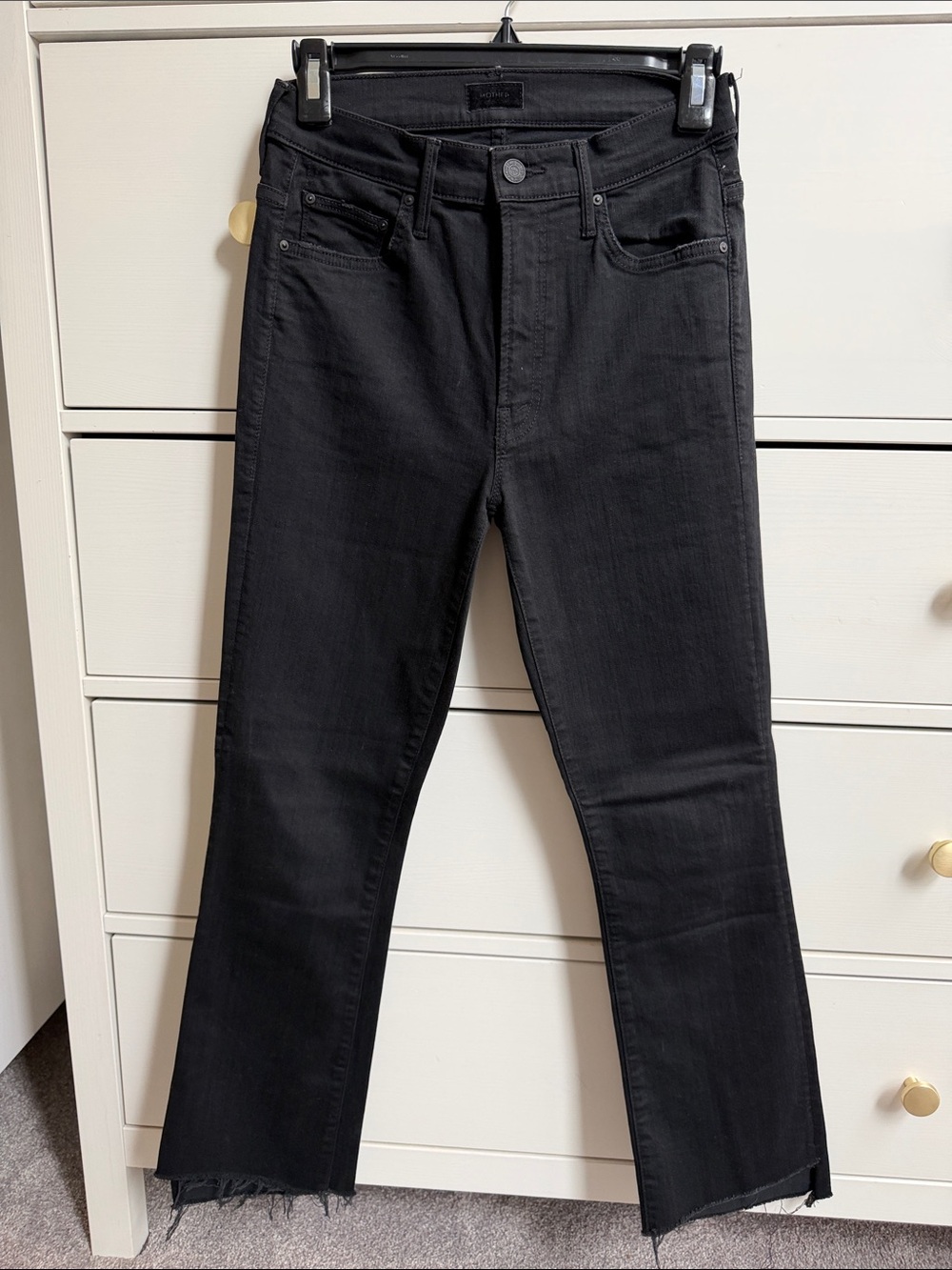 Mother Insider Crop Step Fray Jeans - black
